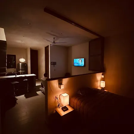 Charming Cozy Penthouse W Private Pool *