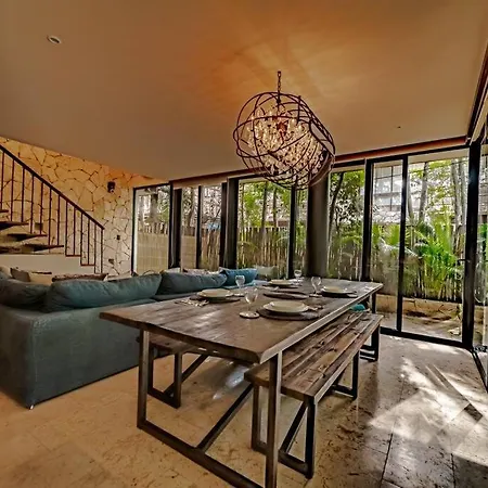 Townhouse De Lujo En La Selva *