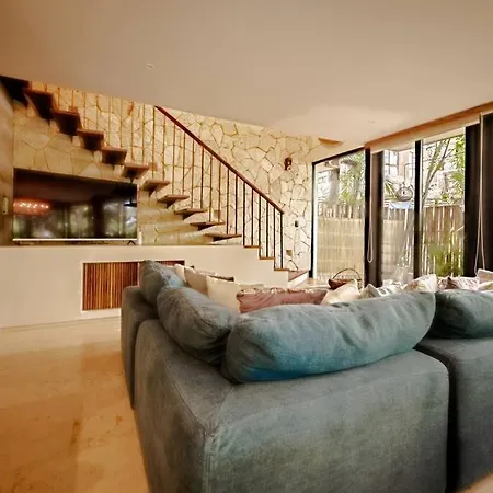 Townhouse De Lujo En La Selva *