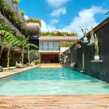 Relaxing Boutique In