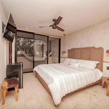 Townhouse De Lujo En La Selva