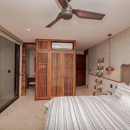 Townhouse De Lujo En La Selva *