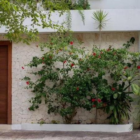 Jungle Retreat Luxury With Pool Intulum Villa