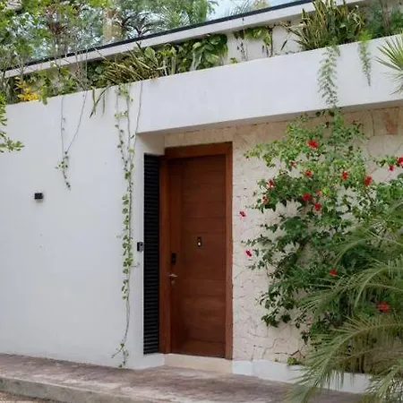 Jungle Retreat Luxury With Pool Intulum *
