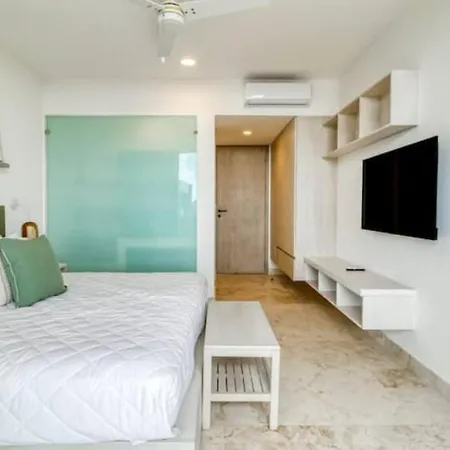 Apartment Beautiful With Rooftop Pool And Fitness Area Tulum