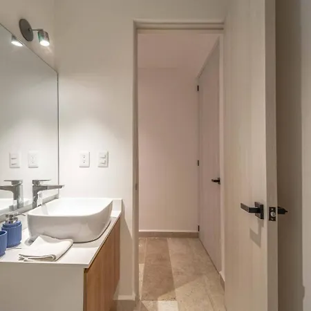 King With Private Balcony, Gym And Rooftop Pool * Tulum