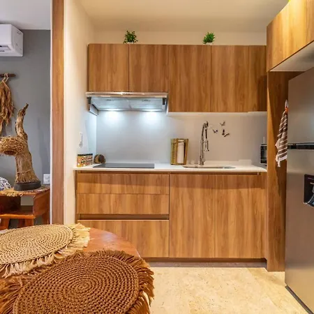 Holiday home King With Private Balcony, Gym And Rooftop Pool *