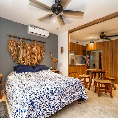 King With Private Balcony, Gym And Rooftop Pool Tulum