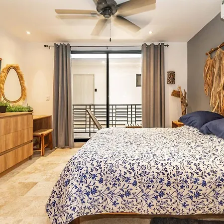 King With Private Balcony, Gym And Rooftop Pool Holiday home Tulum