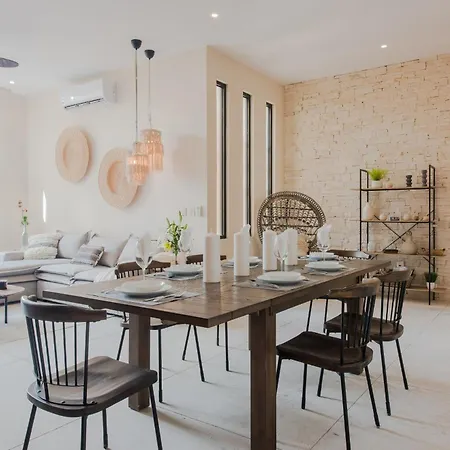 Tanah Manor Apartment *