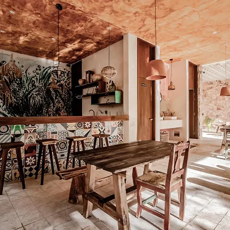 Apartment Tanah Manor Tulum