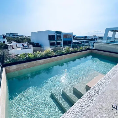 Chic Vibe, Balcony, Building Roof Pool And Gym Tulum