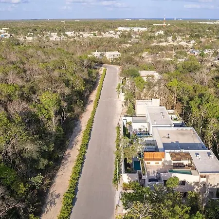 Brand New Lux 4 Bed 2 Pools! Apartment Tulum