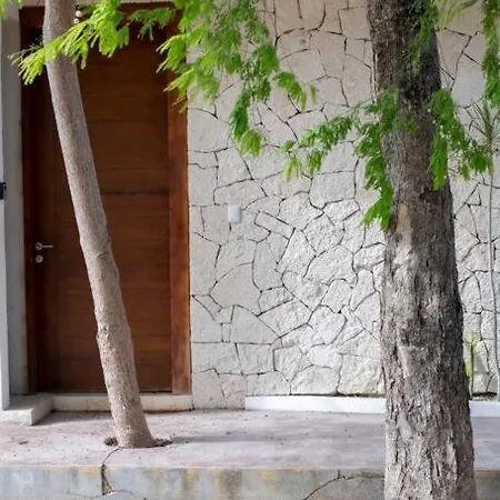 Your Luxurious Retreat *