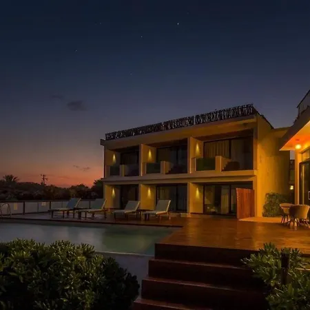 Hotel O Adults Only 4*