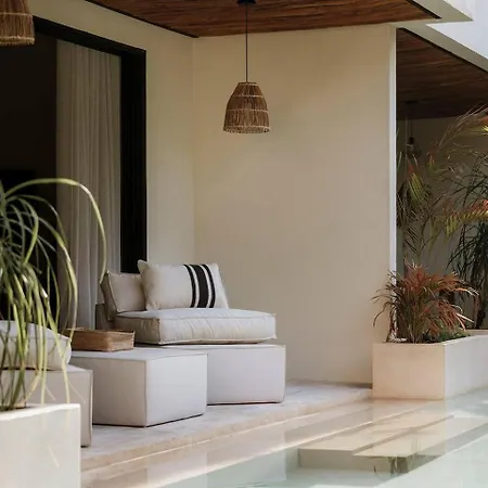 Holiday home Itza Jungle Queen Swim Up With Club Access Tulum