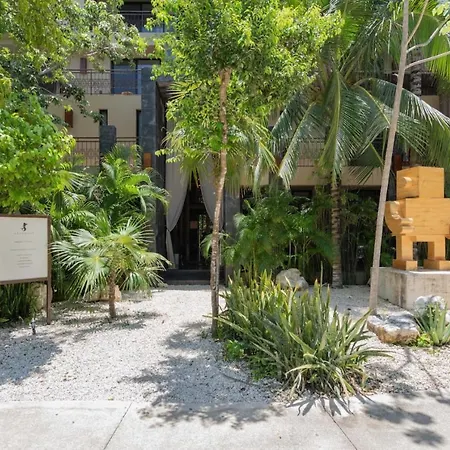 Arthouse Iconic Club Access * Tulum