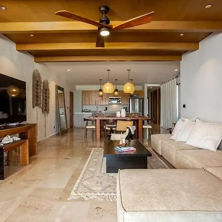 Luxury Beachfront Getaway Tankah Bay Apartment