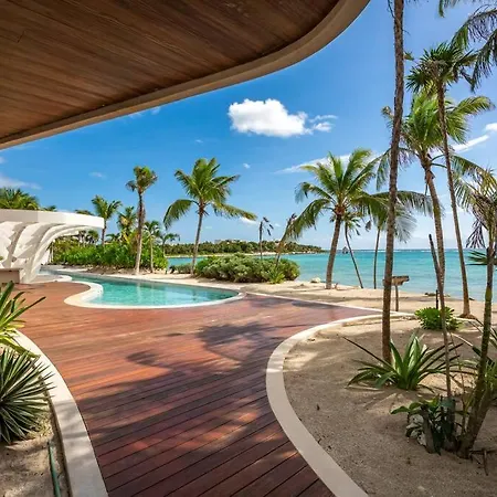 Luxury Beachfront Getaway Tankah Bay Apartment Tulum