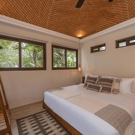 Soliman Bay Beachfront * Tulum