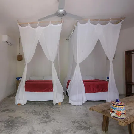 Hotel Aldea Balam 3*