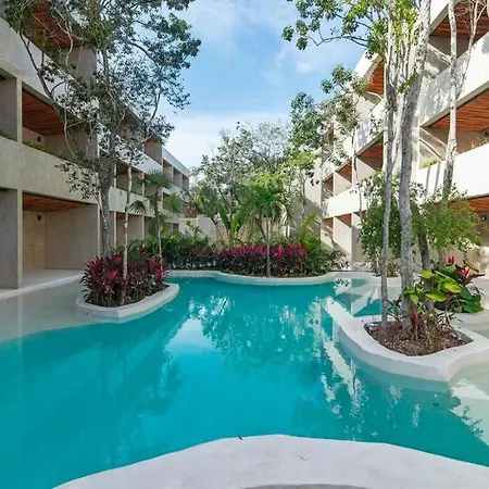 Premium Studio With Private Terrace & Community Pool