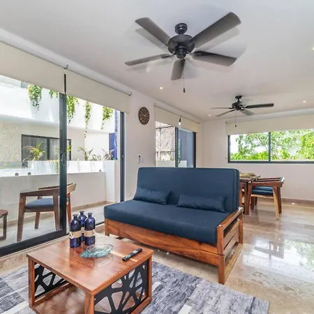 2 Bd With Private Balcony, Rooftop Pool, Gym Holiday home