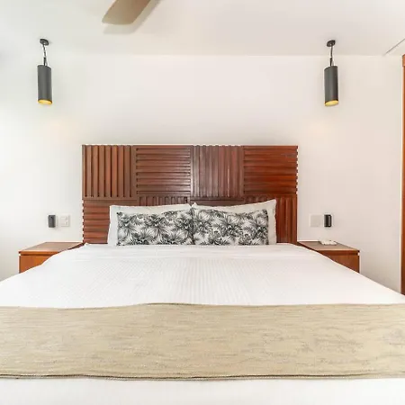 1 Bd With Balcony At Kiin La Veleta Holiday home *