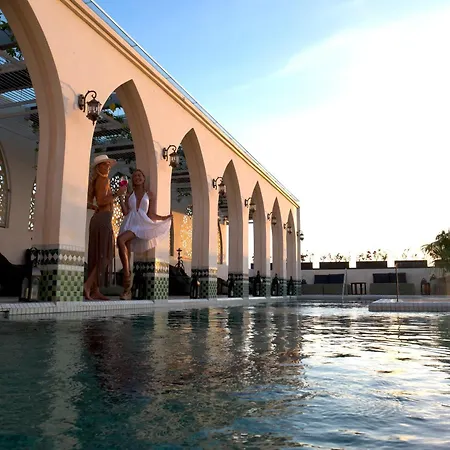 Layla - Adults Only Hotel