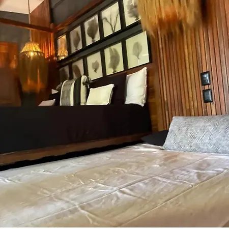 Casa Tolok In Beachfront Villa *