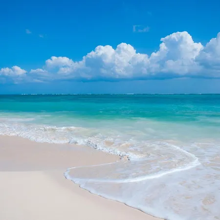 Beachfront Private Sian Kaan Tulum