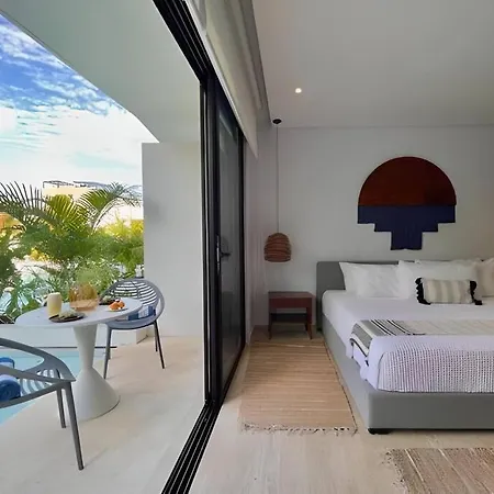 Lagunas By Andiani Travel Apartment *
