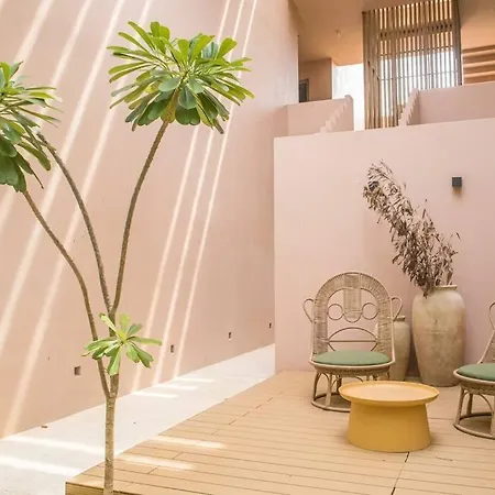 Tranquil Loft In The Heart Of With Private Balcony *