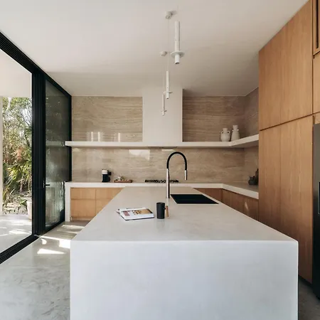 Villa Lev - Celebrated Architectural Designer *