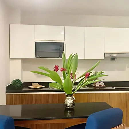 Pequeno Oasis Moderno En Kantuun Tulum