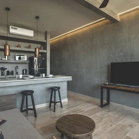 Aparthotel Urbano By Sundara 4*