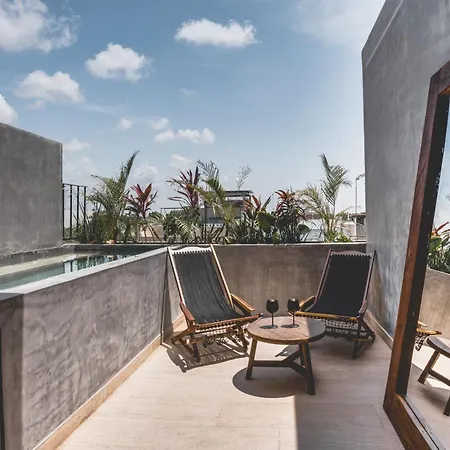 Aparthotel Urbano By Sundara 4*