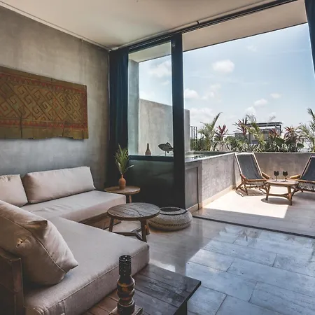 Aparthotel Urbano By Sundara 4*