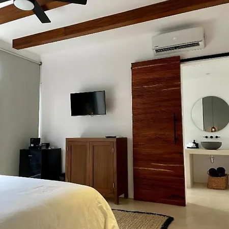 Bt Hotel