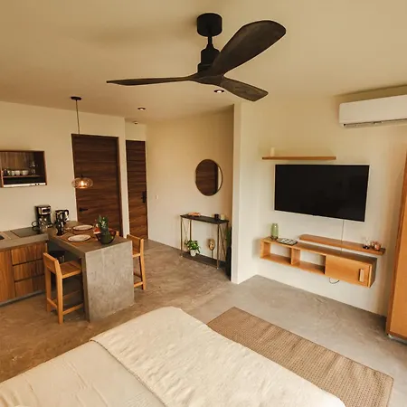 Boutique Retreat In Apartment