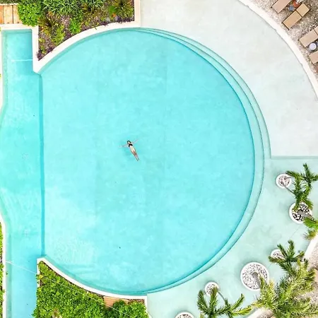 Apartment Beautiful Unit W Amazing Pool Views Gym Yoga