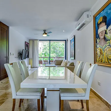 Apartment Querido 302