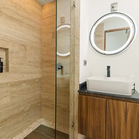 Espacioso Loft C/vista Al Jardin | Piscina | Gym Сasa de vacaciones *