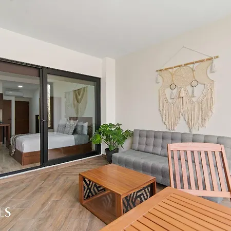 Espacioso Loft C/vista Al Jardin | Piscina | Gym