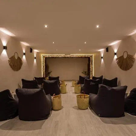 Aparthotel Jade Zen Residences -