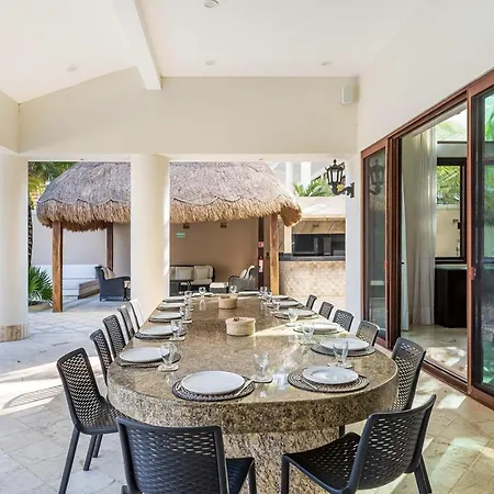 Villa Mansion Soliman Bay For 34 Guests *