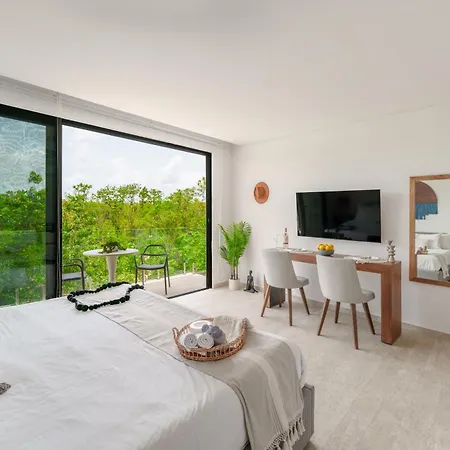 Tropical Jungle At Lagunas - Panoramic Pool & Gym