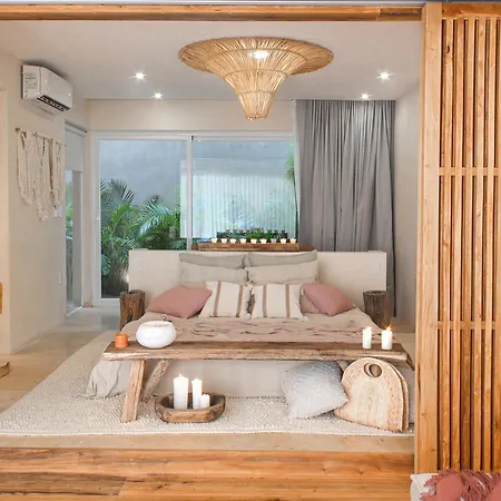 Jungle Chic Hotel
