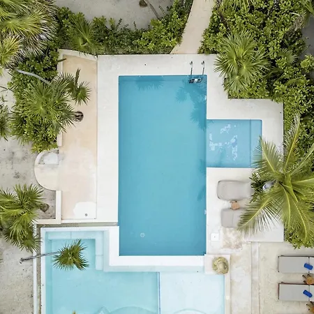 Casa De Vientos Soliman Bay Villa