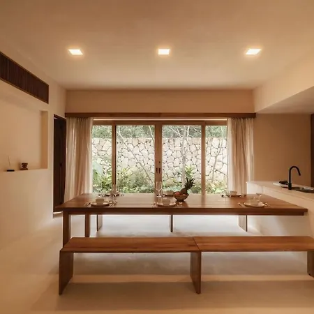 Casa Leela Luxury Villa, 4 Floors, 5.5 Bathrooms, 2 Pools, Rooftop *